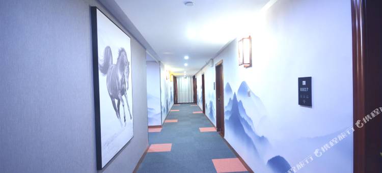 骏怡连锁酒店(龙川火车站店)图片