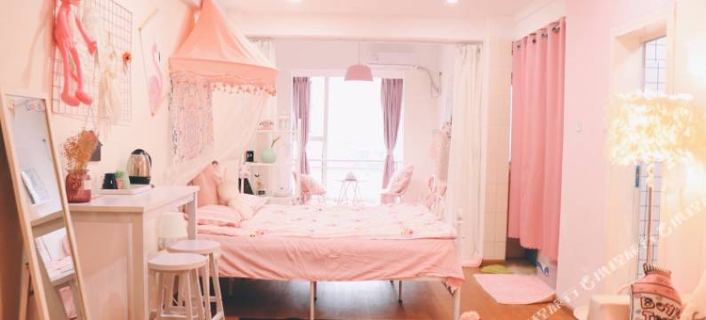 成都夏天夏天啦啦啦公寓(2号店)图片