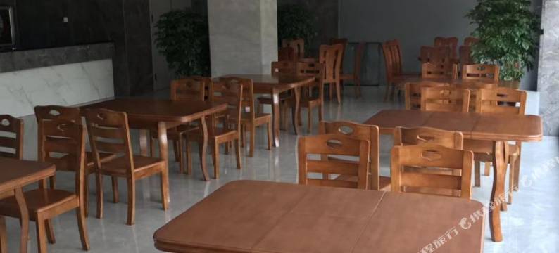 施秉㵲佳酒店(县人民医院店)图片