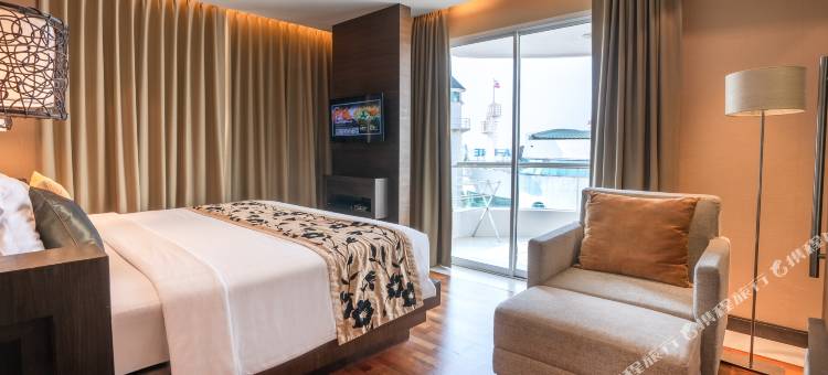 芭堤雅爱湾海滩度假酒店(A-ONE Pattaya Beach Resort)图片