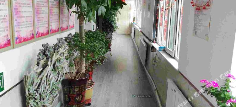 包头强和宾馆(蒙医中医医院店)图片