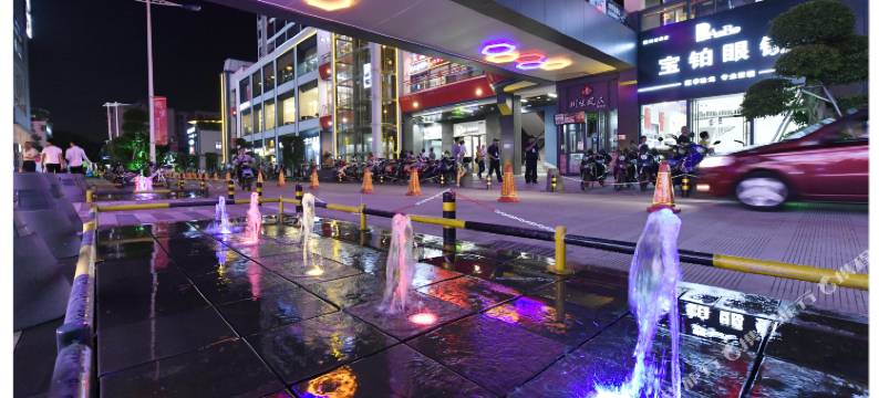 恒达电影酒店(海口桫椤湾商业街四中高中部店)图片