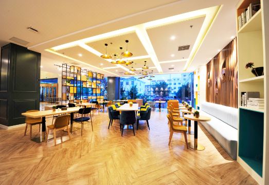 Magnotel (Wulian Jiefang Road) Hotel Overview