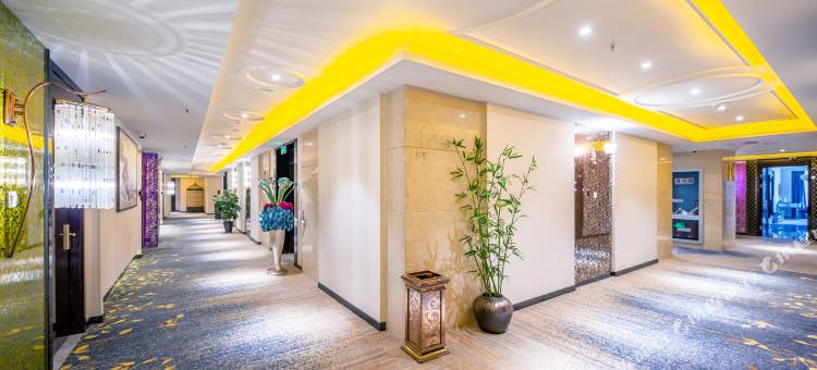 悦梦酒店(苏州家具博览中心徐图港地铁站店)图片