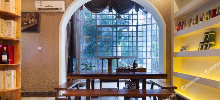 花筑·张家界香颂美墅客栈(天门山店)图片