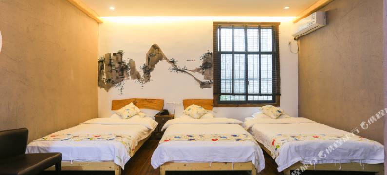 城中小筑度假屋(张家界天门山汽车站火车站店)图片