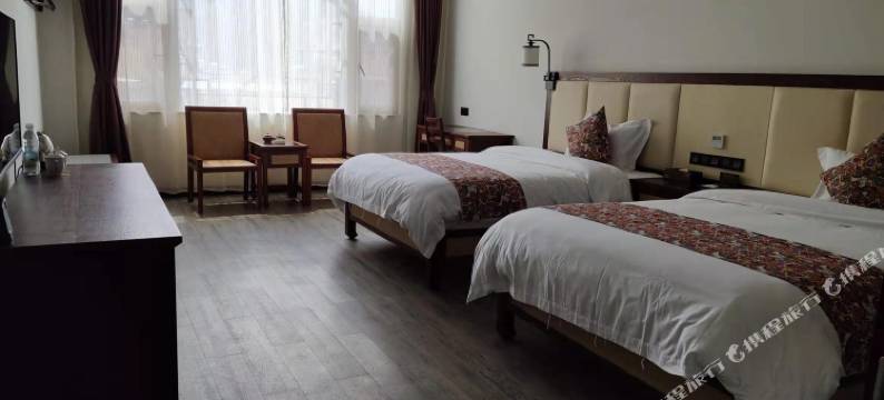 屏边苗乡印象客栈(文化馆店)图片