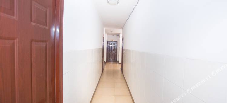 OYO曲靖兴华宾馆图片