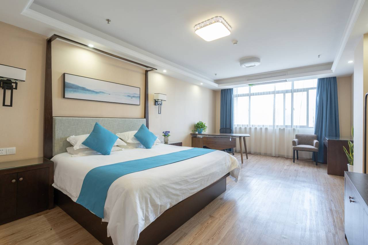 和季酒店式公寓(杭州浙商店)