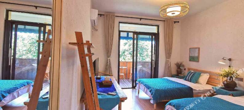 丹巴风在甲居静宿书房图片