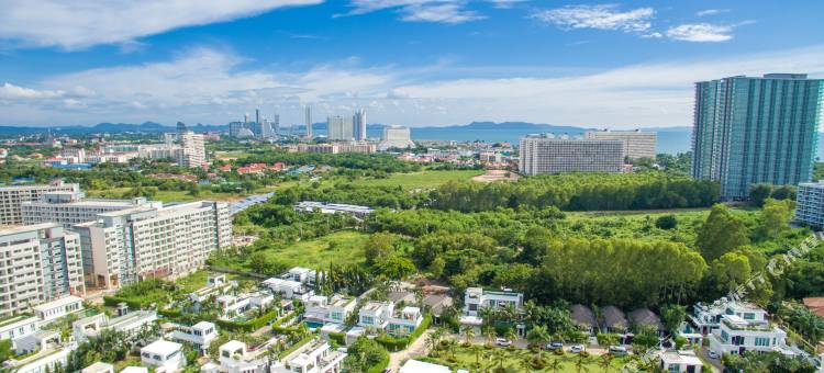 芭堤雅高级泳池别墅(Premium Pool Villa Pattaya)图片