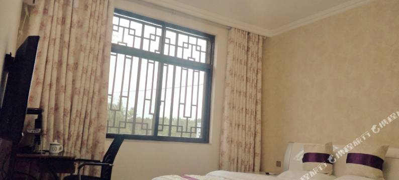 成都枫林晚民宿(街安路分店)图片