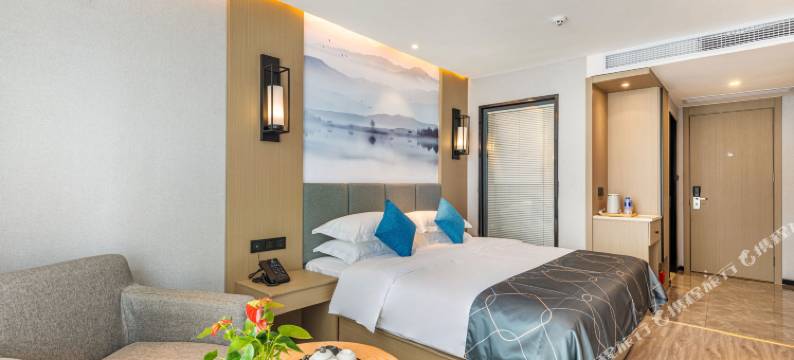 颐璟凯乐酒店(泉州中骏广场云谷建材城店)图片