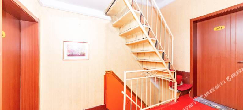 OYO西安鸿运宾馆图片