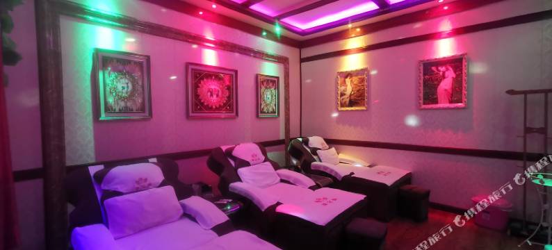 红阳宾馆(卫城贺龙广场店)图片