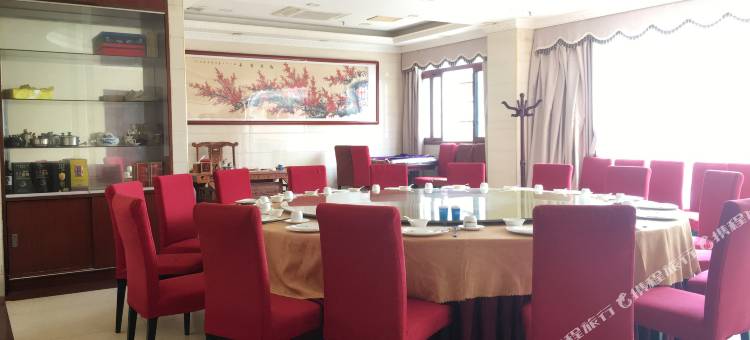 鹤龙大酒店(广州白云区人民医院江夏地铁站店)图片