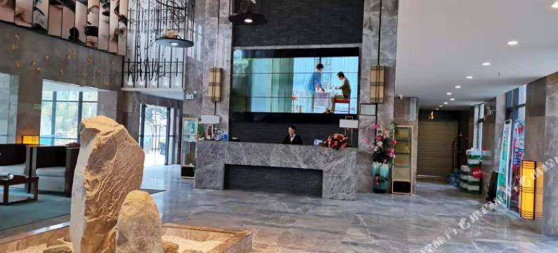 英山隐上酒店图片