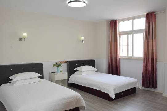 沛县铂金商务酒店