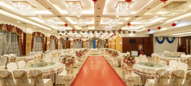 云创花园酒店(奇台古城商业街店)图片