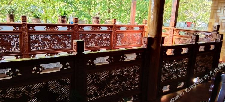 腾冲杏中小院民宿图片