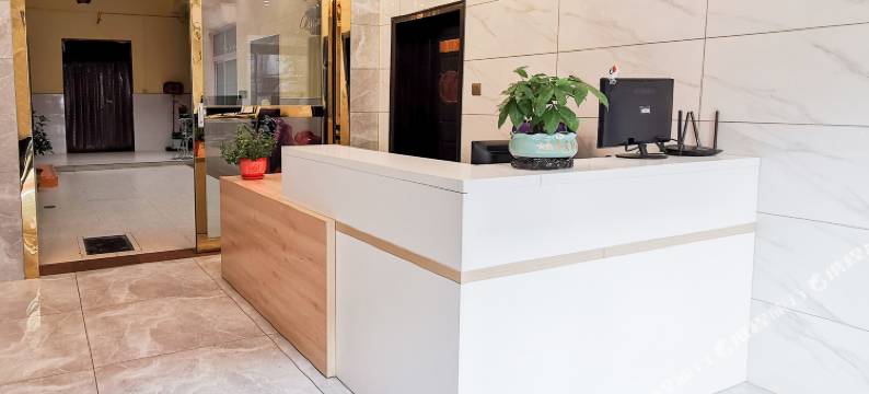 鹰西影吧宾馆(平顶山凌云路)图片