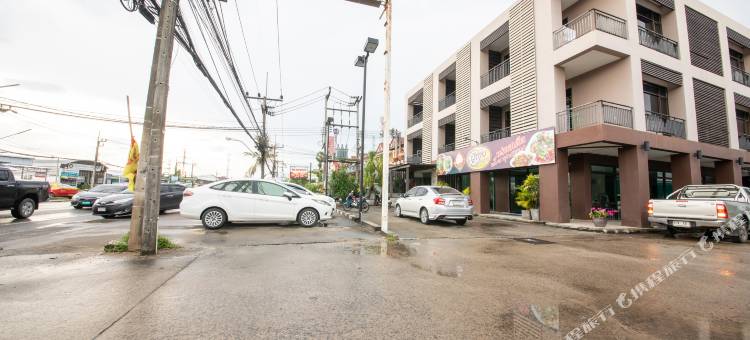 拉塔纳塔朗住宅酒店(Rattana Residence Thalang)图片