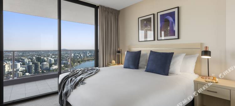 布里斯班奥罗拉盛橡套房酒店(Oaks Brisbane Aurora Suites)图片