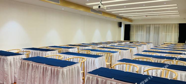 建国璞隐酒店(厦门火车站莲花路口地铁站店)图片