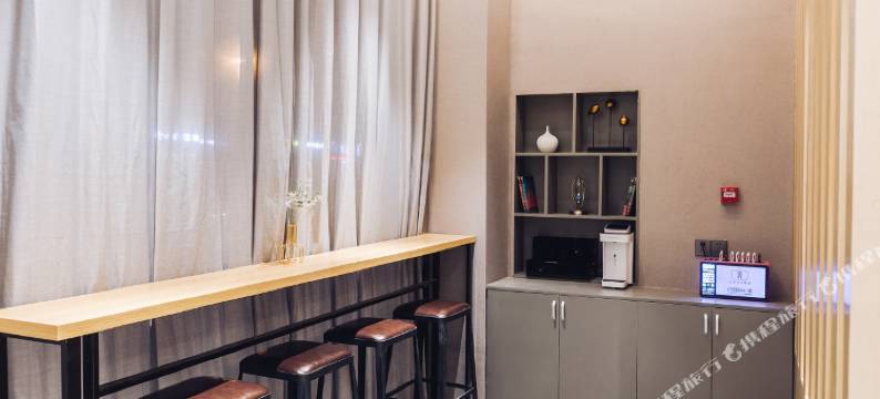 如家商旅酒店(南京奥体国展中心油坊桥地铁站店)图片