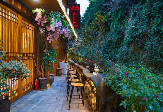 伴山五月花客栈（肇兴侗寨店）外景图