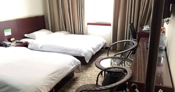 伊川金豪快捷酒店