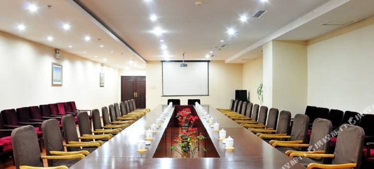东师会馆(长春动植物公园桂林路店)图片