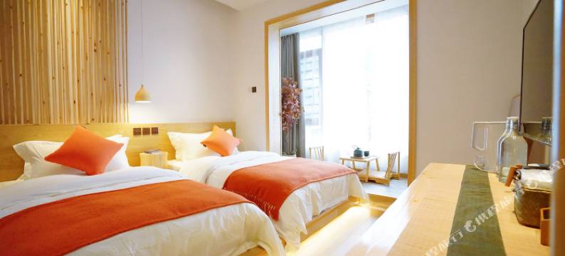 一也精品民宿(凤凰古城店)图片