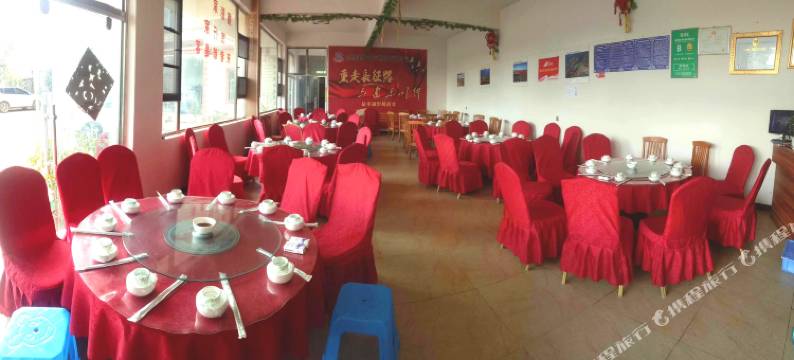 昆明红土地山里红酒店图片