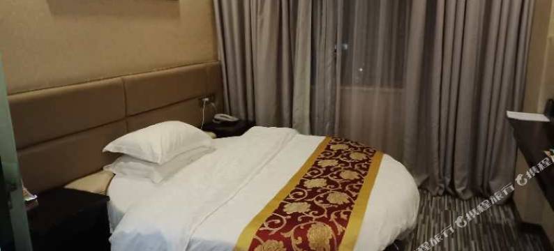 陆川城市之家精品酒店图片