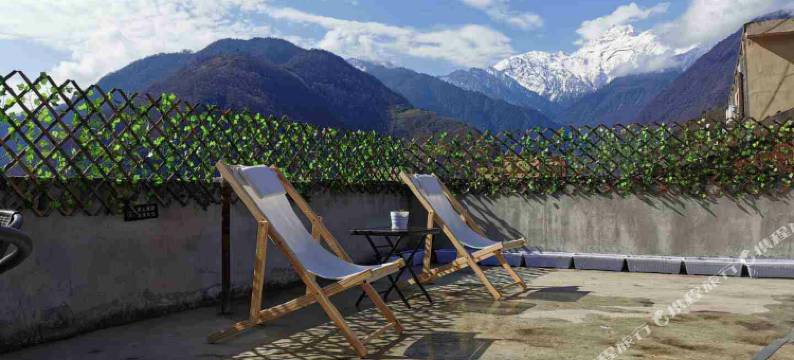 栖蔓精品客栈(磨西古镇海螺沟游客中心店)图片