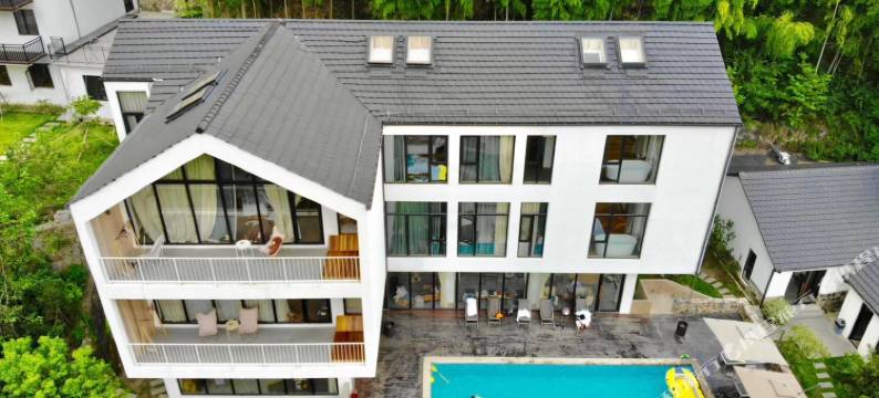 莫干山无二亲子溯溪温泉度假美宿图片