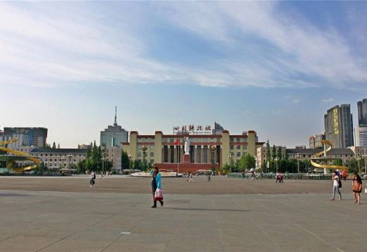 Chaoman Hotel (Suining Gymnasium Wanda Branch) Hotel Overview