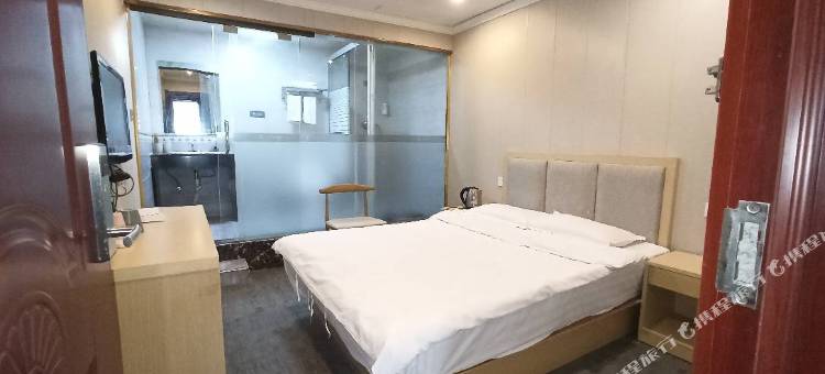 易百酒店(淮安大学城店)图片