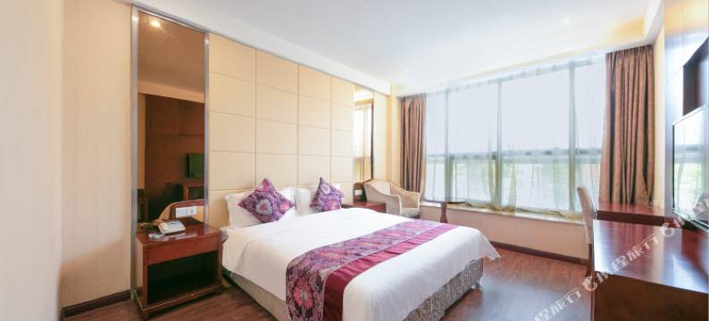 麦克人家酒店(重庆北站民安大道地铁站店)图片