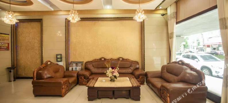 嘉远时尚酒店(南充南光香江国际1227广场大润发店)图片