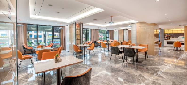 广州白云站三元里大道亚朵酒店图片