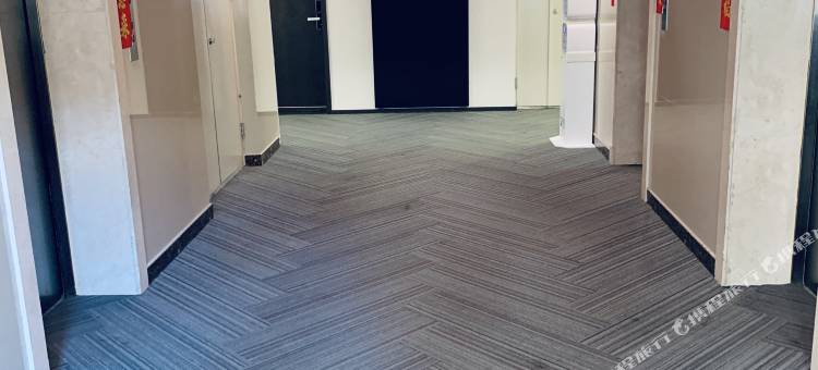 蒲公英智爱酒店(呼和浩特万达广场店)图片