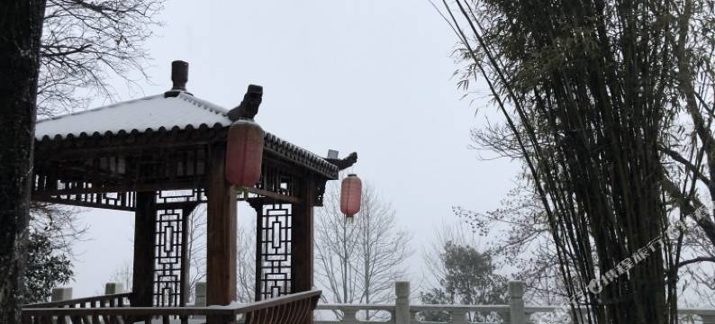 东方山致远山居图片