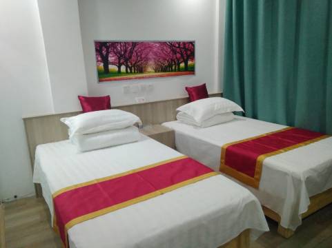 家家乐商务宾馆(平原德百广场店)