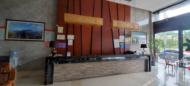 政和鸿泰假日酒店图片