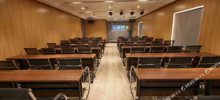 锦州唯鑫风尚轻居酒店(凌河夜市店)图片