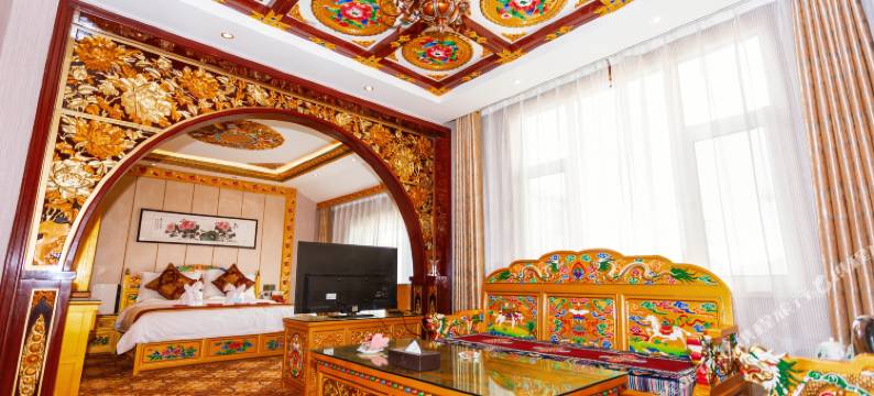 盛华文化国际酒店(七彩丹霞景区店)图片