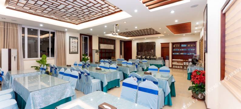 南宁松源锦酒店(金湖广场地铁站店)图片