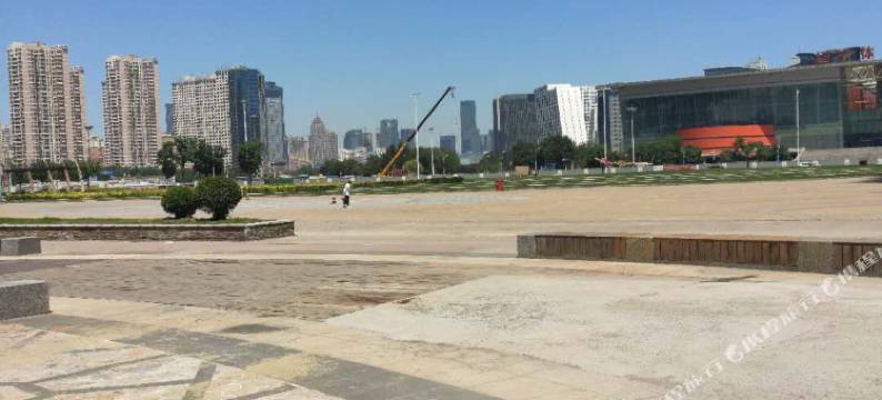 云逸民宿(浑南奥体万达店)图片